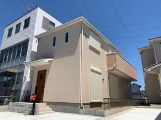 【外観】 | 岐阜市六条北1号棟　新築戸建て　4LDK！外観も気になるポイント