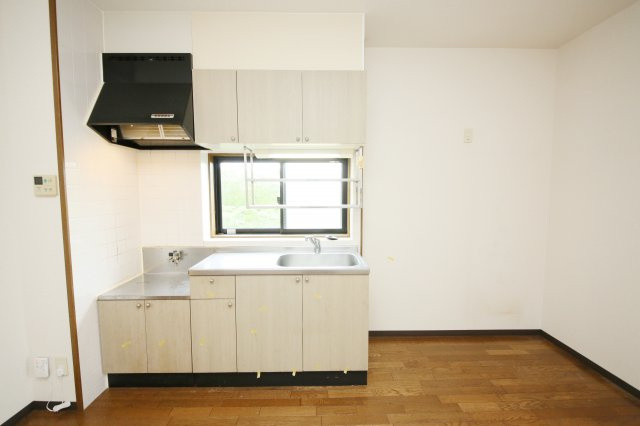 ヴァンベール新舞子のキッチン