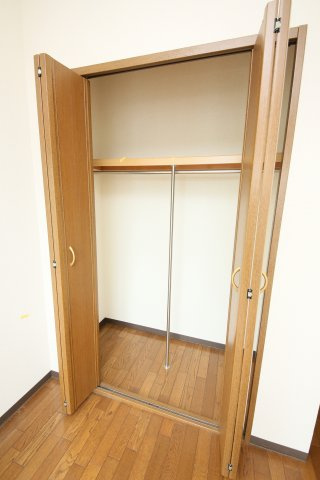 ヴァンベール新舞子の収納