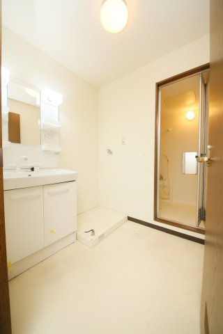 ヴァンベール新舞子の洗面所