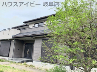 【外観】 | 岐阜市加野７丁目　リフォーム済み中古住宅　間取り9SLDK　駐車スペース3台以上！