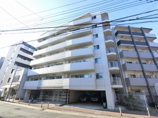【外観】 | 横浜市営地下鉄ブルーライン「吉野町」駅徒歩9分！
通勤時間の短縮でご家族と過ごす時間を増やす事が出来ます。