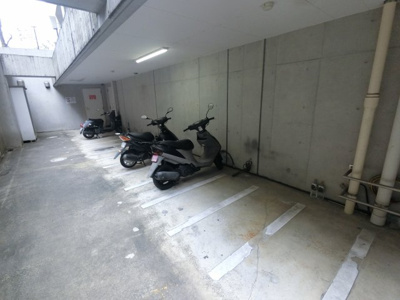 【その他共用部分】 | リブゼ横浜プリズムコート | バイク置場