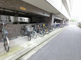 【その他共用部分】 | 敷地内駐輪場