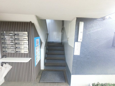 【エントランス】 | 片倉台団地３街区１１号棟 | 共用部分