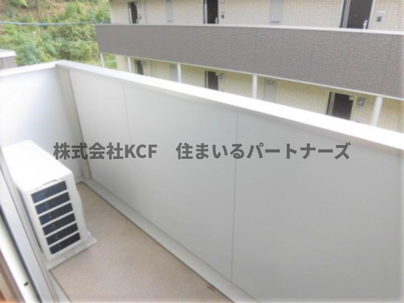プログレスⅠA棟のバルコニー|開放的で明るい空間を演出してくれるバルコニーです