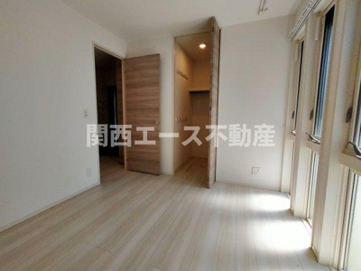  | Present Well D-room