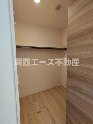  | Present Well D-room