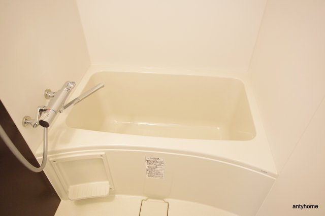 フォーリアライズ南堀江ヴィータ 仲介手数料無料の浴室