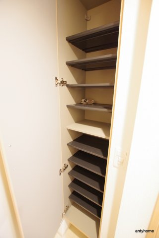 フォーリアライズ南堀江ヴィータ 仲介手数料無料の収納