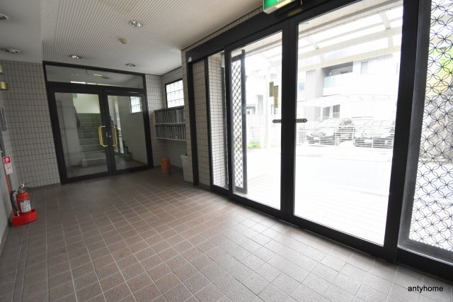 江坂ハイツ8　仲介手数料無料のロビー