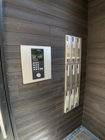 ノイヴェル長瀬 ( 近畿大学 一人暮らし )のエントランス