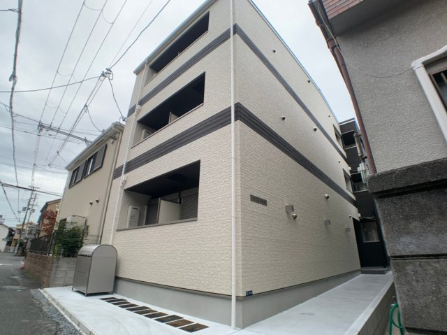 ノイヴェル長瀬 ( 近畿大学 一人暮らし )の外観|建築途中の写真です！