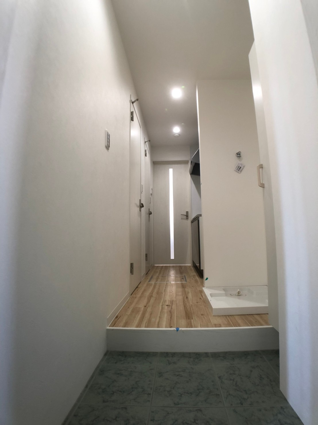 ノイヴェル長瀬 ( 近畿大学 一人暮らし )の玄関