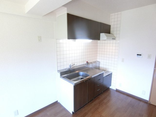 ラフォレグラースのキッチン