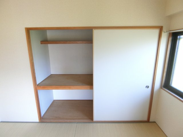 ラフォレグラースの収納