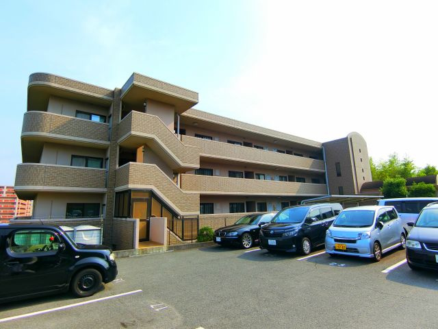 ラフォレグラースの外観