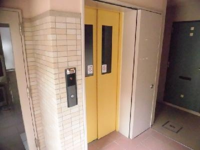 ファーストコート五条若宮（旧アルス若宮）のその他共用部分|エレベーター