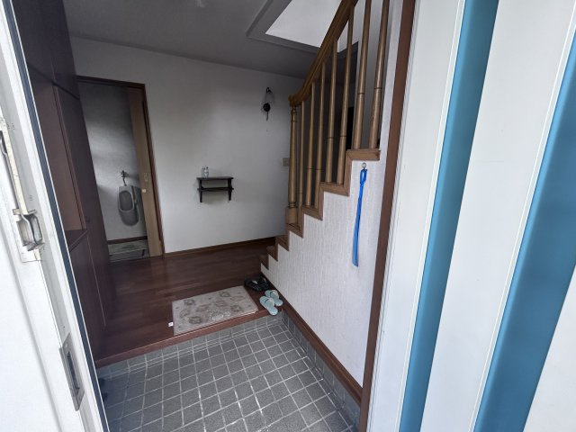 和歌山市善明寺・中古戸建・111769の玄関