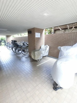 【その他共用部分】 | ソアール大森南 | バイク置き場です。