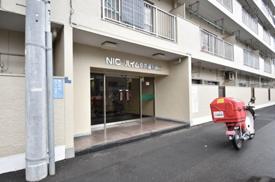 【エントランス】 | ＮＩＣハイム京浜蒲田第２ | 京急本線「京急蒲田」駅徒歩8分、JR京浜東北線「蒲田」駅徒歩15分と好立地。
忙しい朝が助かる立地、暮らしにゆとりが生まれます。