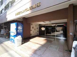 【エントランス】 | 東急池上線「蓮沼」駅徒歩3分、JR京浜東北線・東急池上線・多摩川線「蒲田」駅徒歩8分。
忙しい朝が助かる立地、暮らしにゆとりが生まれます。