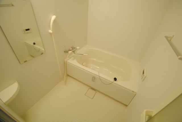 グランドシャトー花畑Ｔ・Ｓの浴室