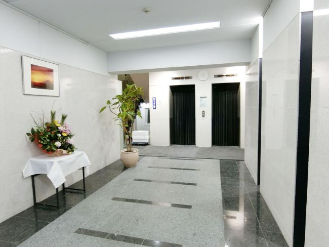 司ビルディングの外観パース