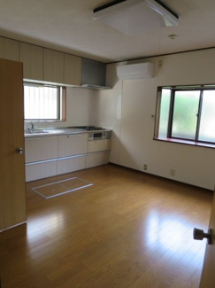 【居間・リビング】 | 使いやすい居間です