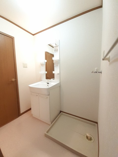 サンシャイン三永の独立洗面台