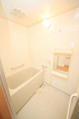 ハイツうみの浴室