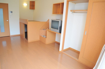 【居間・リビング】 | レオパレスＵＲＩＷＡＲＩ 