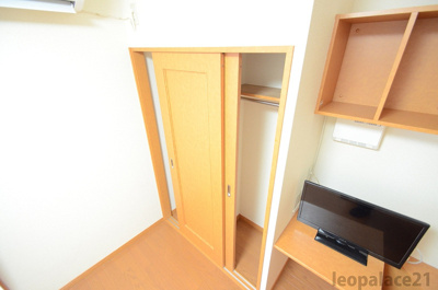 【居間・リビング】 | レオパレスＵＲＩＷＡＲＩ 