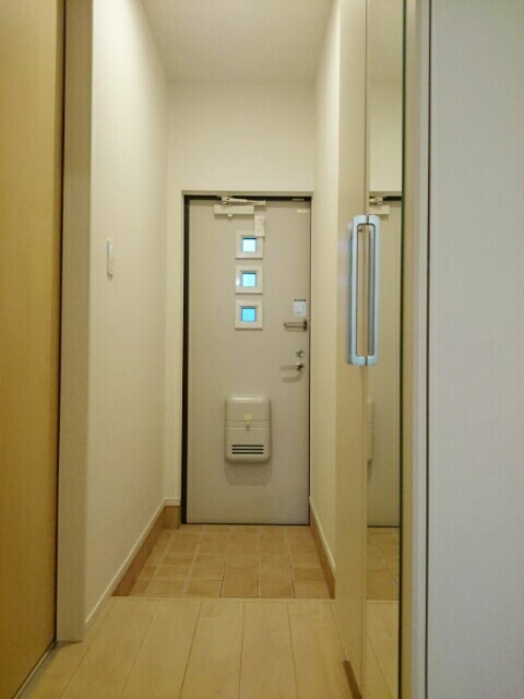 グレイスSKの玄関