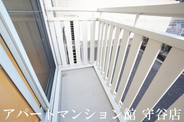 ハイツ・クレール坂東Bのバルコニー