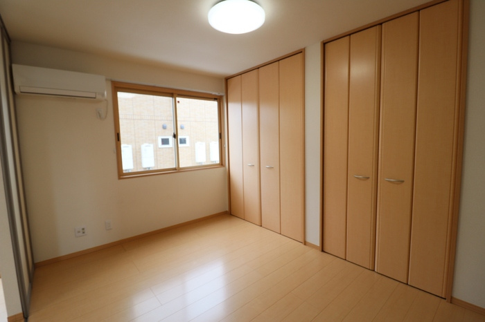 ハイツ・クレール坂東Bの寝室