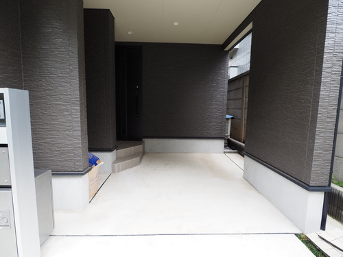 新宿7丁目戸建の駐車場|駐車場