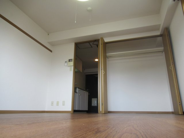 ドリームパレス荒楯の洋室