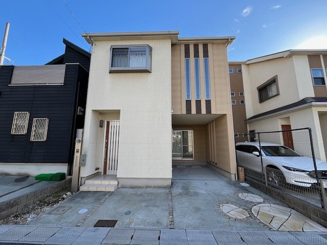 大阪狭山市半田２丁目一戸建の外観