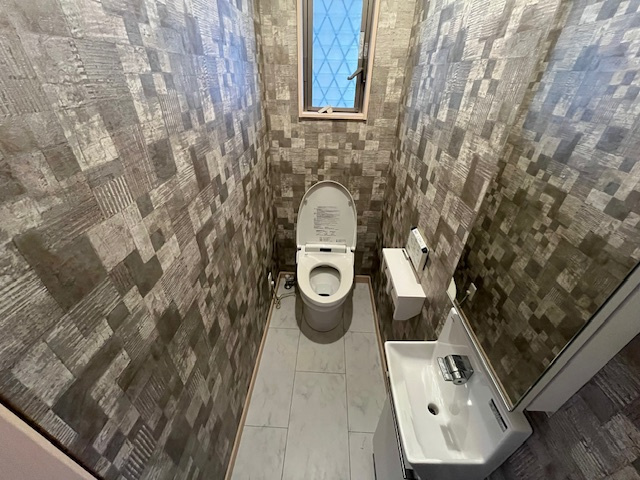 大阪狭山市半田２丁目一戸建のトイレ