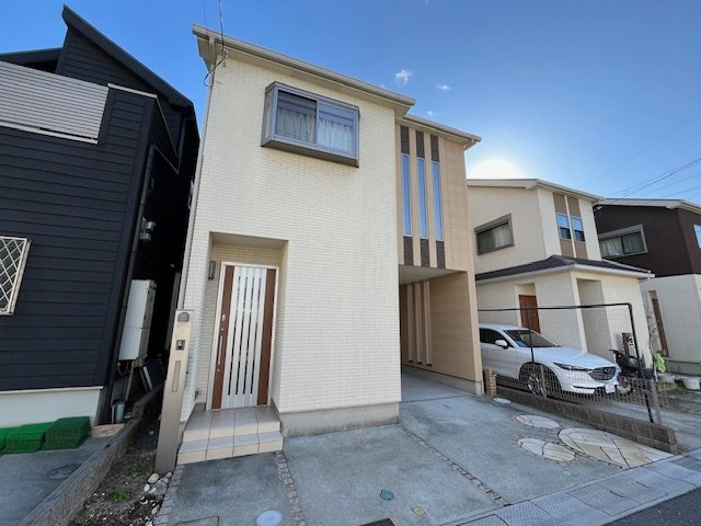 大阪狭山市半田２丁目一戸建の外観