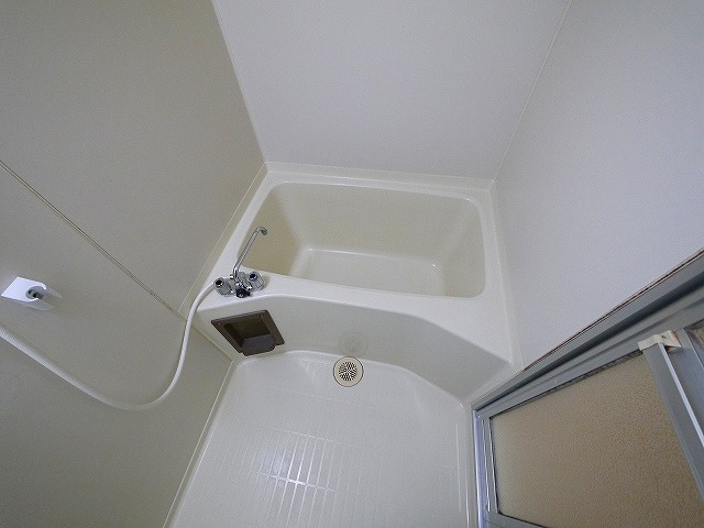 SSKビルの浴室|きれいなお風呂です