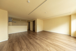 【居間・リビング】 | E-HOUSE第四ビル
