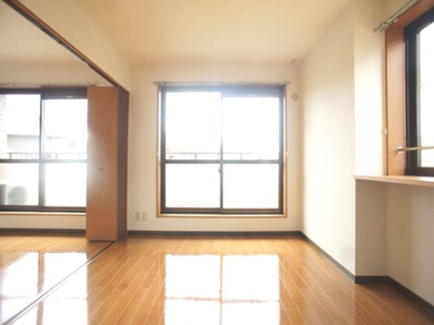 【子供部屋】 | ラフォーレ・ポワールⅢ | 南側洋室はオープンにすると広く使うことができます。