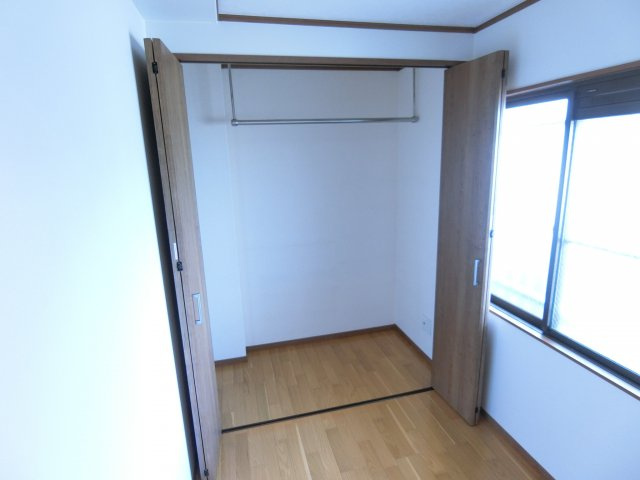 新栄プロパティー北野田Ⅱの収納