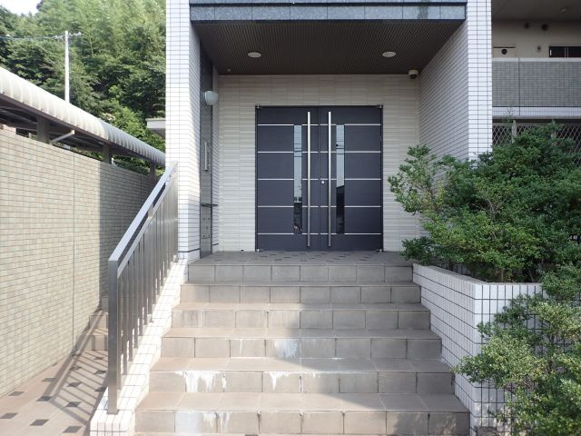 Sun State東海のエントランス