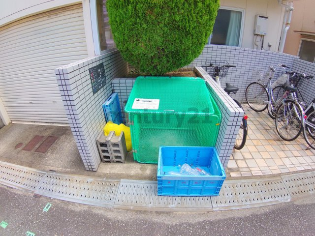 【その他】 | パラッツオニッセイ