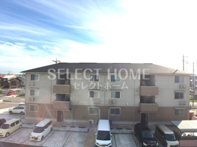 【駐車場】 | ブロッサムA棟 | 駐車スペースもあります