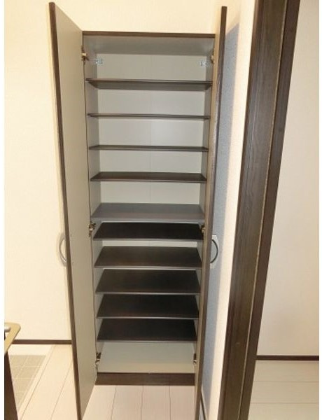 リジェール松波の収納