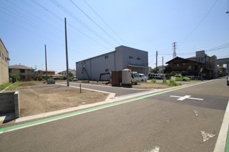 【前面道路含む現地写真】 | 全7区画　全体写真